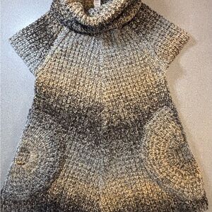 Soft SurroundingsTan/ Gray ombré Cowl Neck Tunic Sweater. SZ M